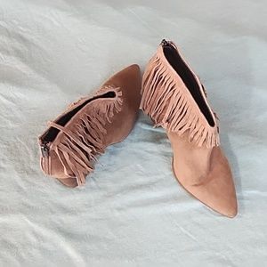 Kenneth Cole women shoes. Size 10 medium